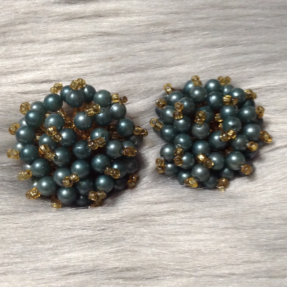 Vintage Blue baubles beads clip on earring